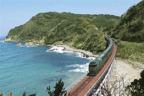 Japan's Star Attraction: Luxury Trains - Discovery