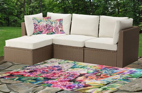 Custom Watercolor Floral Indoor / Outdoor Rug | YouCustomizeIt