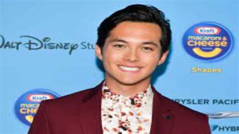 Ladainian Tomlinson Biography, Wiki, Height, Age, Net Worth