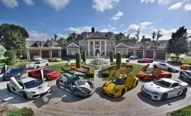 Management of a billionaire car collection