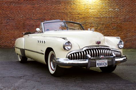 1949 Buick Roadmaster - Information and photos - MOMENTcar