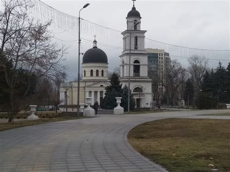 cathedral-park-chisinau-moldova - Travel Write