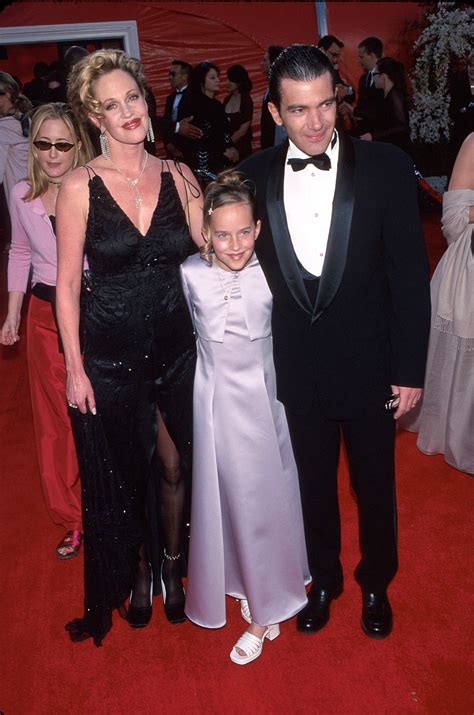 See Dakota Johnson and Melanie Griffith on the Oscars Red Carpet Now — and Back in 2000! - Life ...