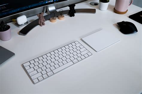 An In-depth Comparison of a Trackpad and a Mouse