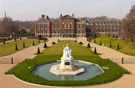 Royal-Palaces-in-London_OldFavouritesLondon_KensingtonPalace2_credit-Historic-Royal-Palaces ...