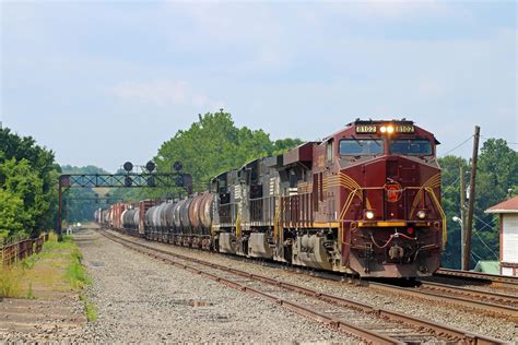 NS 8102 Norfolk Southern GE ES44AC - in Latrobe, Pennsylv...