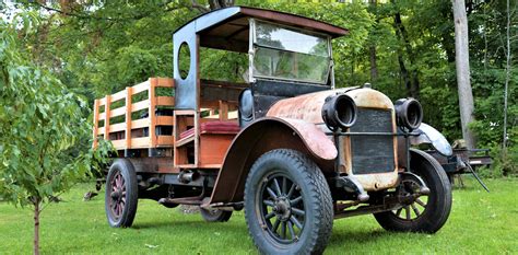 1918 REO Model F Speed Wagon - Vermont Auto Enthusiasts