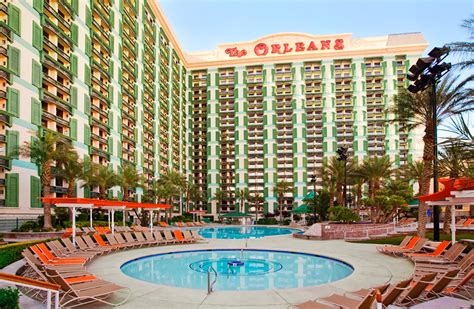 Las Vegas Hotel Resort Swimming Pool | Orleans Hotel & Casino