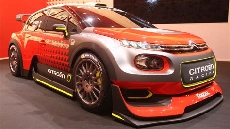 380-hp Citroen C3 WRC Concept let loose in Paris