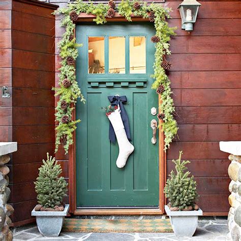 31 Creative Front Door Christmas Decorations