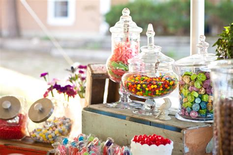 18 Totally Sweet Wedding Candy Buffet Ideas - crazyforus