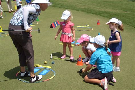 Nicole Weller article on making golf fun for kids - WomensGolf - Women's Golf