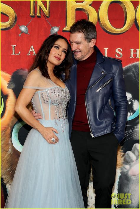 Salma Hayek Has Princess Moment at 'Puss In Boots: The Last Wish' Premiere with Antonio Banderas ...