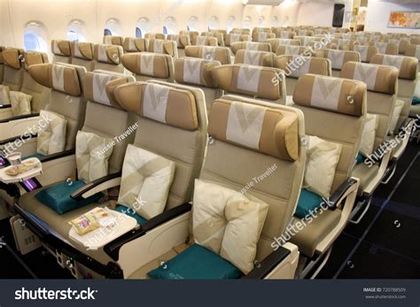 Etihad airways airbus a380 economy class 27 รายการ ภาพ ภาพสต็อกและ ...