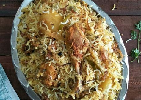 Hyderabadi Murg Dum Biryani (Kacchi Style) Recipe by Pooja M. Pandit - Cookpad