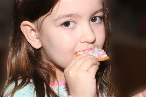 Amazing and Atopic: Natural Food Coloring and Homemade Sprinkles