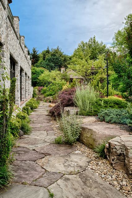 17 Spectacular Rustic Landscape Designs That Will Leave You Breathless