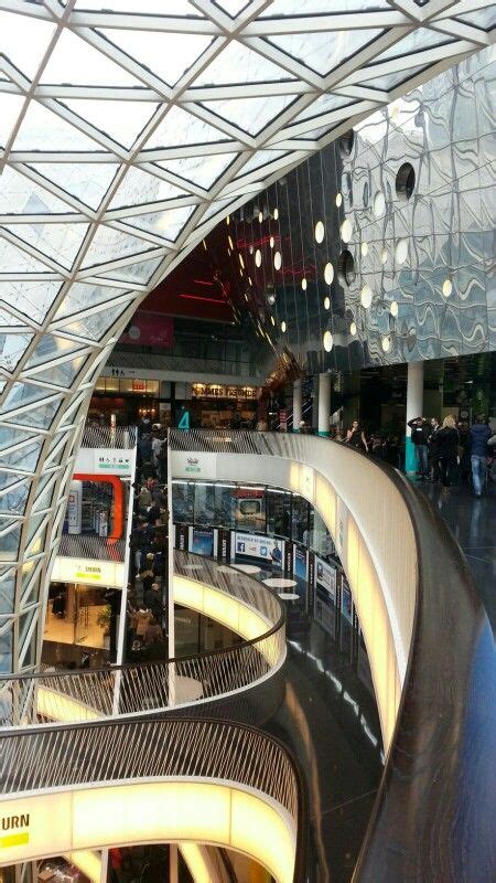 This is in Frankfurt ( Zeil) in 2024 | Stuttgart, Städel museum