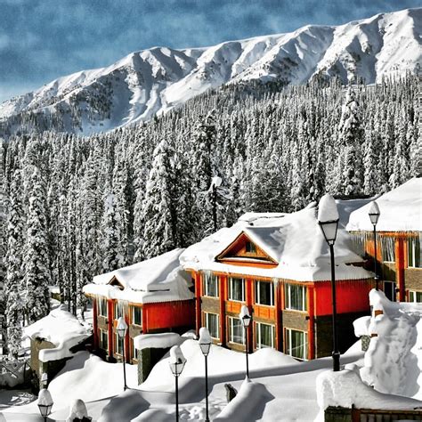 Khyber Resort & Spa, Gulmarg, Kashmir For more of my travel photos ...