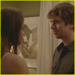 Freddie Highmore & Odeya Rush Passionately Kiss in ‘Almost Friends’ Sneak Peek – Watch Now ...