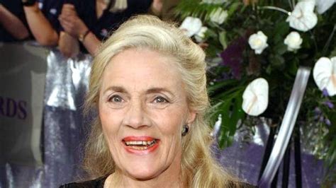 Emmerdale Actress Shirley Stelfox Dies | Ents & Arts News | Sky News