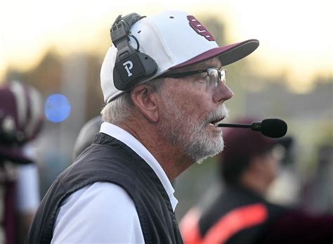 Jaguars reward head coach with 100th JC football win | The Star News