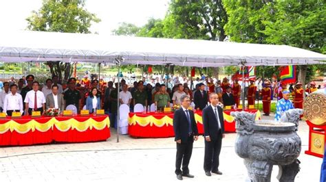 Long trọng Lễ tưởng niệm 231 năm ngày mất của Hoàng đế Quang Trung - Báo Quảng Ngãi điện tử