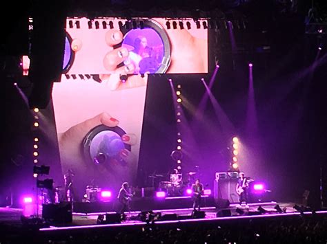 Kings of Leon Walls Tour 03.11.17 Palacio de Los Deportes CDMX | Kings ...