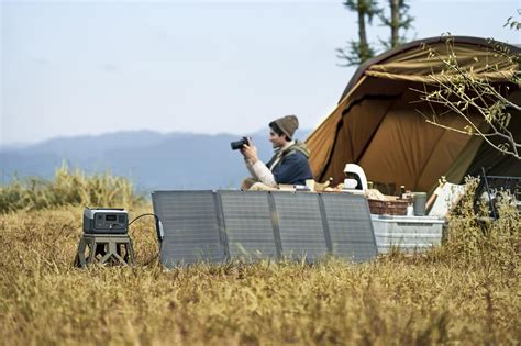 How to Use Solar Panels for Camping