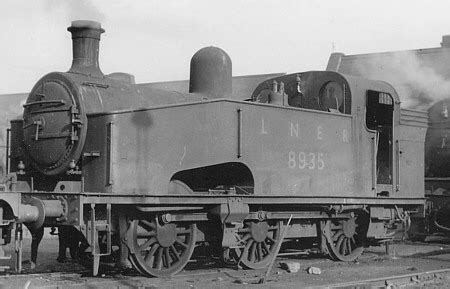 LNER Encyclopedia: The Gresley J50 and J51 (GNR J23) 0-6-0T Locomotives