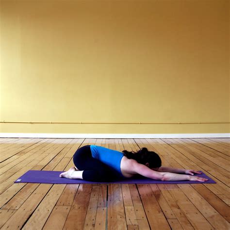 Simple Yoga Sequence For Beginners | POPSUGAR Fitness Australia