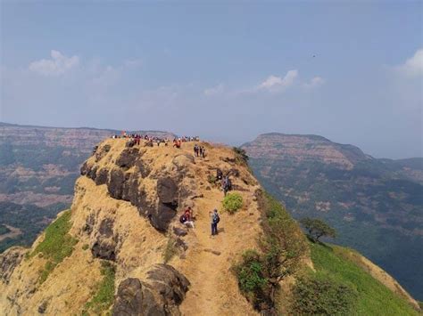 Vasota Fort | Satara - What to Expect | Timings | Tips - Trip Ideas by MakeMyTrip