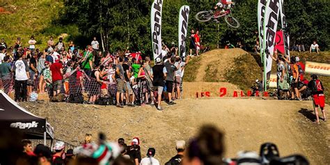 Whip contest photos from Crankworx