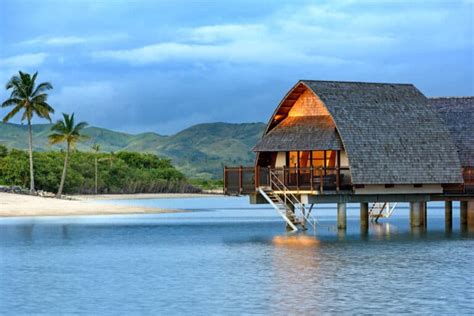 5 Dreamy Overwater Bungalows in Fiji (and Fiji Bures)