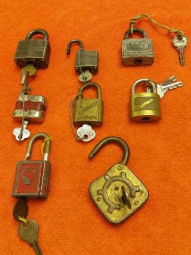 Lot of 8 Vintage/Antique Padlock Locks with keys,Master,Eagle,Slaymaker ...