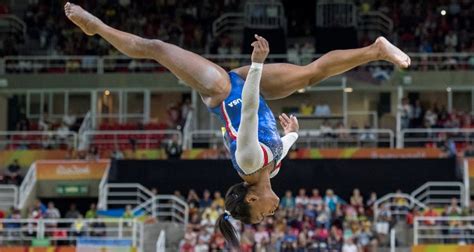 Simone Biles Vault Video - Earn The Necklace