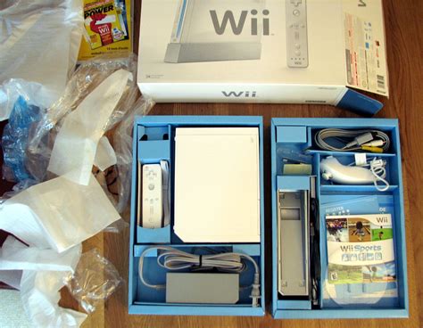 Wii unboxing | Distressingly much of the packaging is plasti… | Flickr