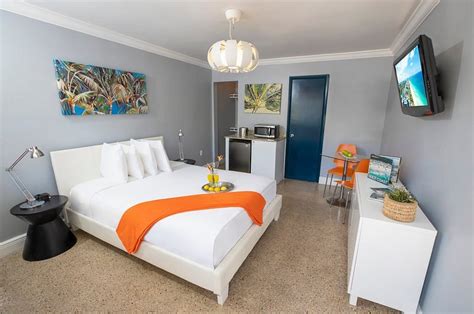 HOLLYWOOD BEACH SUITES AND HOTEL $85 ($̶1̶5̶6̶) - Updated 2022 Prices & Hostel Reviews - FL