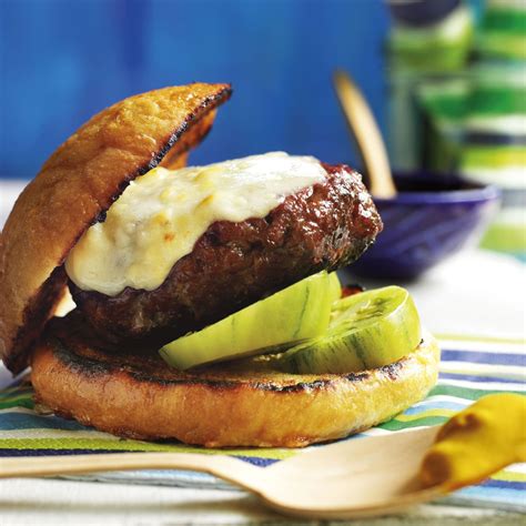 The Ultimate Cheeseburger Recipe | Woman & Home