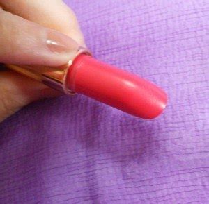 Chanel Mélodieuse 136 Rouge Allure Luminous Intense Lip Colour Review