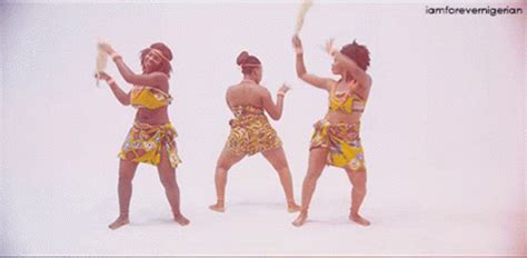 African Dance GIF - African Dance Dance Move - Discover & Share GIFs