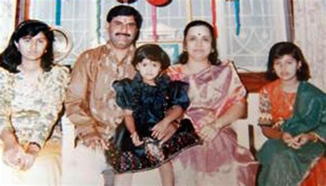 Gopinath Munde Family Photos