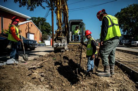 Houston construction workers are dying at an alarming rate