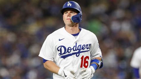 Dodgers catcher Will Smith placed on 7-day concussion IL - ABC30 Fresno