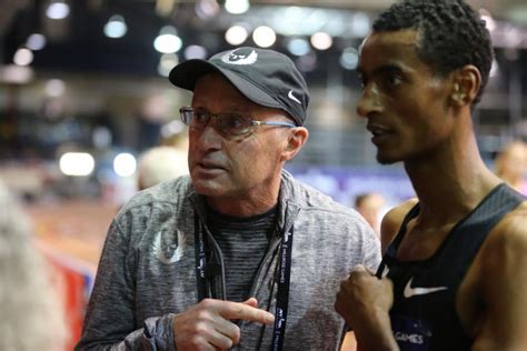 DyeStat.com - News - Alberto Salazar Discusses Sunday's World Record Attempt In Boston