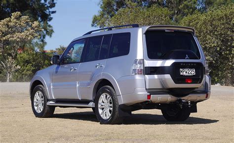 2015 Mitsubishi Pajero Exceed 3.2L Diesel 4WD - Bay City Mitsubishi