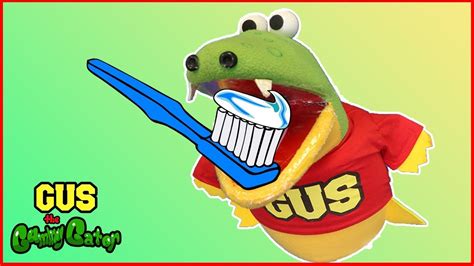 Toys & Hobbies TV & Movie Character Toys Toys Gus the Gummy Gator ...