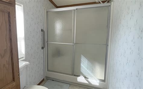 Mobile Home Shower Doors: A Guide to Replacement Options