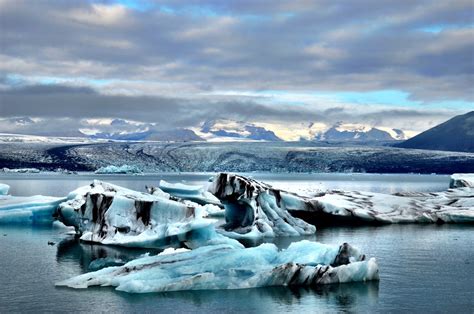 Jokulsarlon Glacier Lagoon in Iceland – How To Visit This Natural Wonder