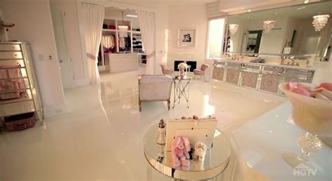 Lisa Vanderpump New House Closet